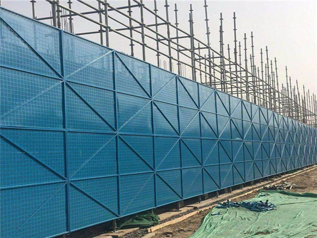 新型智能全鋼提升架爬架網 建筑安全與效率的革新